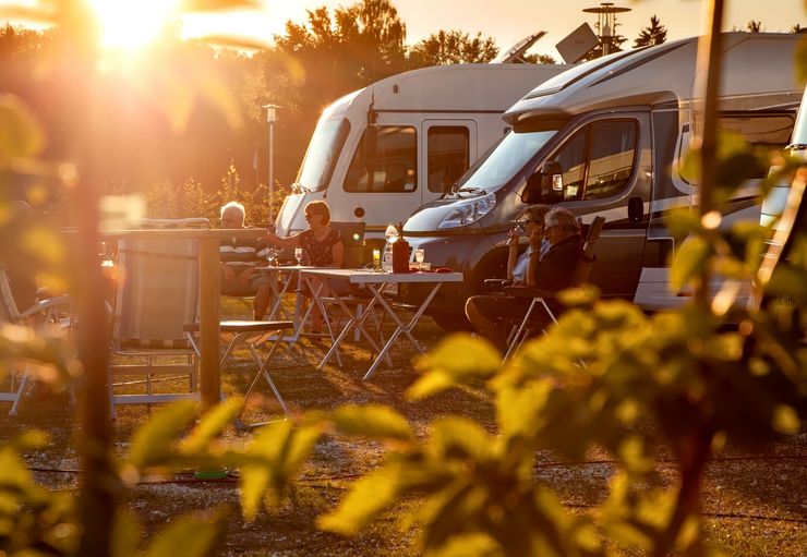 RV parking space at the Donaubad in Neu-Ulm – promobil