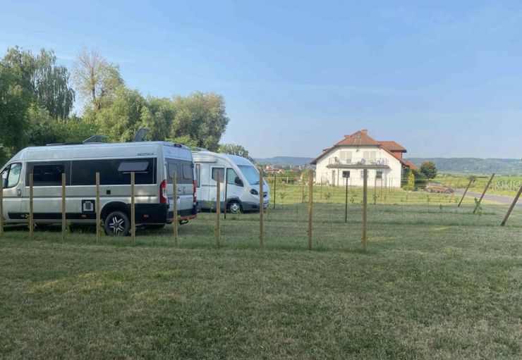 Motorhome site Weingut Mühlmichel in Kirchheim an der Weinstraße – promobil