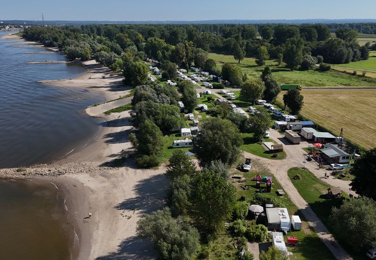 Camping beach terrace in Dormagen – promobil